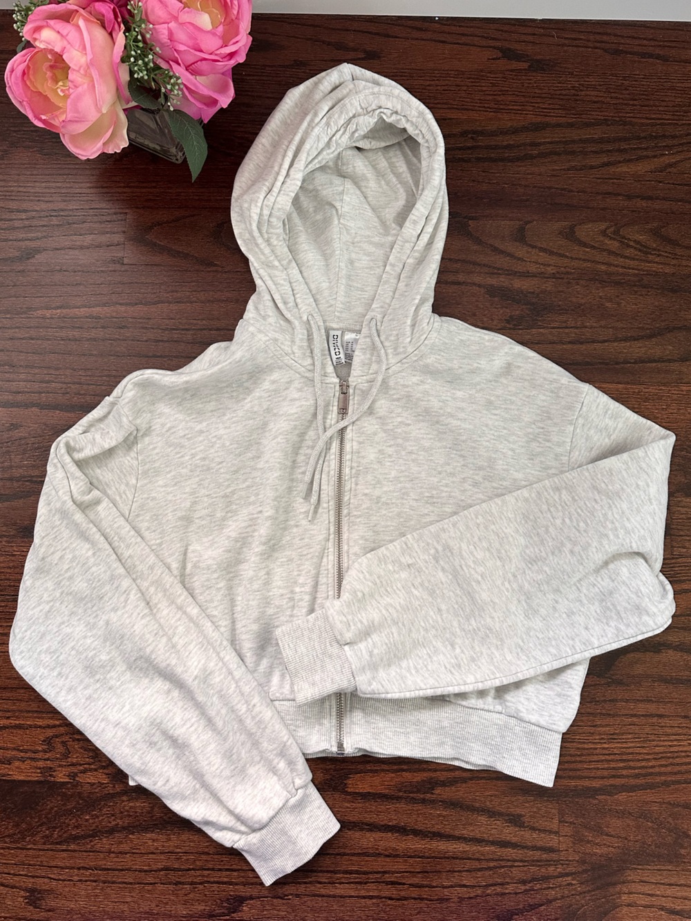 Divided by H&M cropped hoodie, size M
